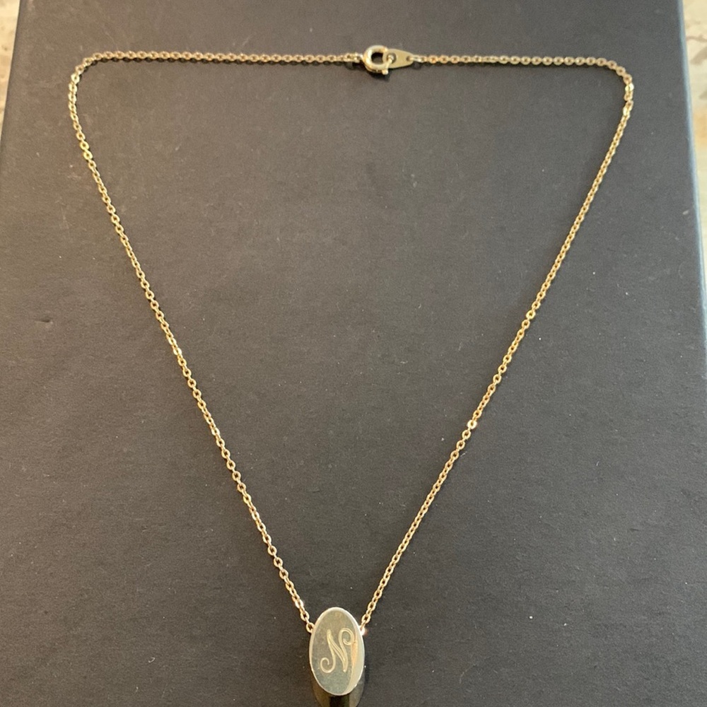 Vintage gold tone necklace with “N” pendant